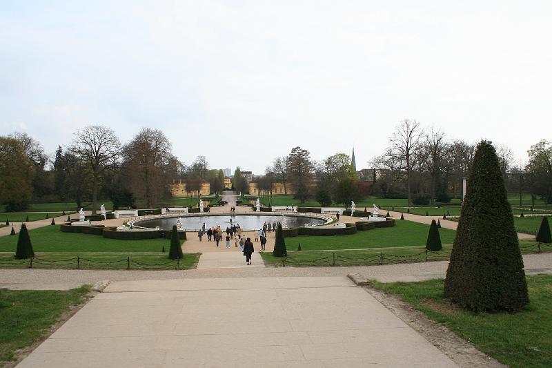 f - Postdam (53).JPG - Visite de Potsdam - le bassin